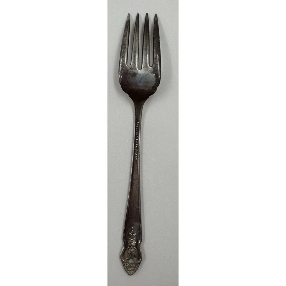 Set of 3 Vintage 1951-1961 Oneida Prestige Silver Plate Distinction Salad Forks
